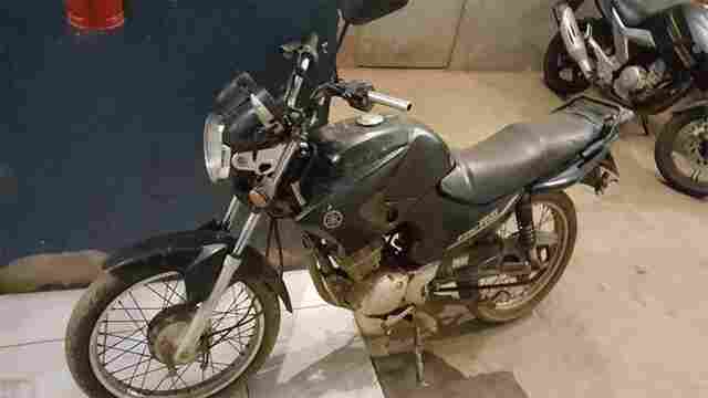 Homem é preso com moto roubada na Zona Sul