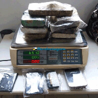 Denarc apreende quase 7 kg de cocaína em ônibus na BR-319