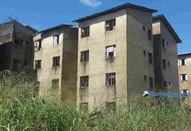 Obras paradas: Burocracia atrapalha celeridade dos programas habitacionais, diz prefeitura