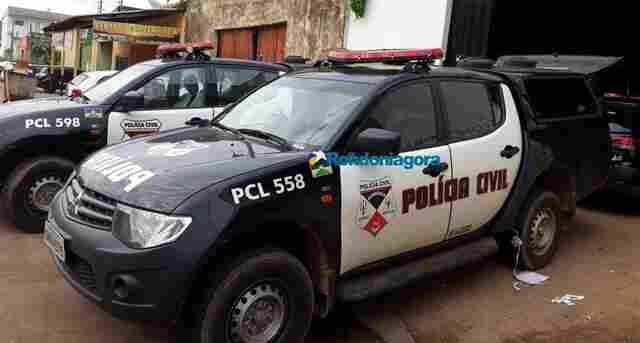 Homem não aceita fim do relacionamento, invade casa da ex e ameaça matá-la