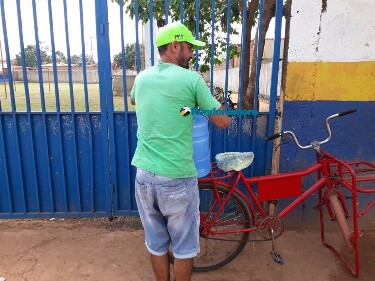 Moradores da Zona Leste sofrem com falta de abastecimento de água em Porto Velho