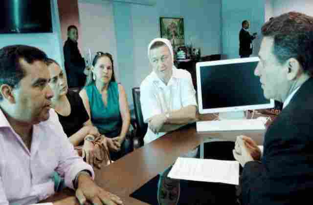 Governador garante a Garçon mais qualidade no transporte escolar da escola Santa Marcelina