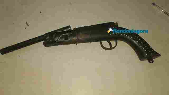 Homem armado dentro de ônibus é preso na região central da Capital