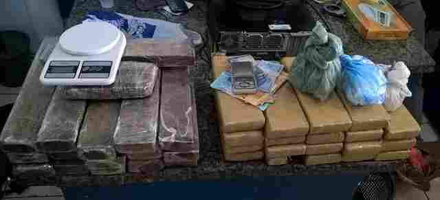 Preso monitorado por tornozeleira eletrônica é preso com quase 30 quilos de maconha