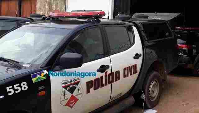 Jovem é preso após furtar residência do tio e ser flagrado usando roupa da vítima