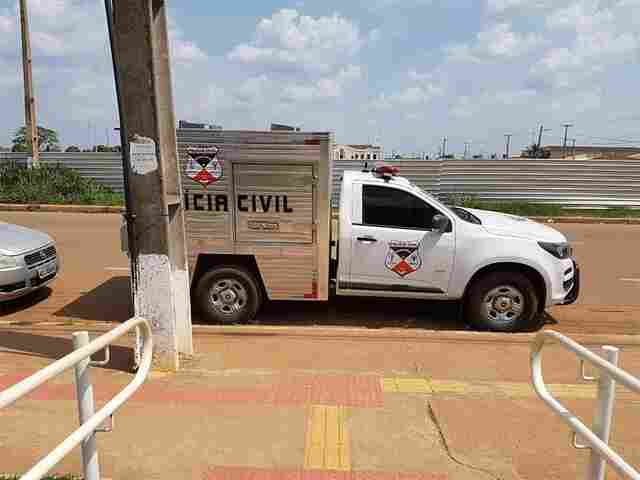 Motorista de rabecão briga com policial civil por demora em liberação de corpo