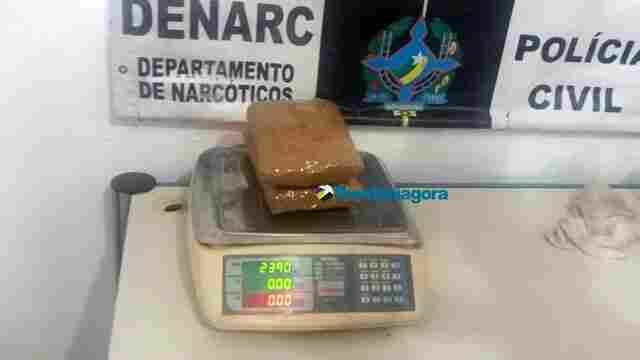 Denarc flagra mulher com dois quilos de droga em balsa vindo do Amazonas