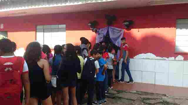 Feira Literária da Escola Castelo Branco apresenta criatividade de alunos da capital