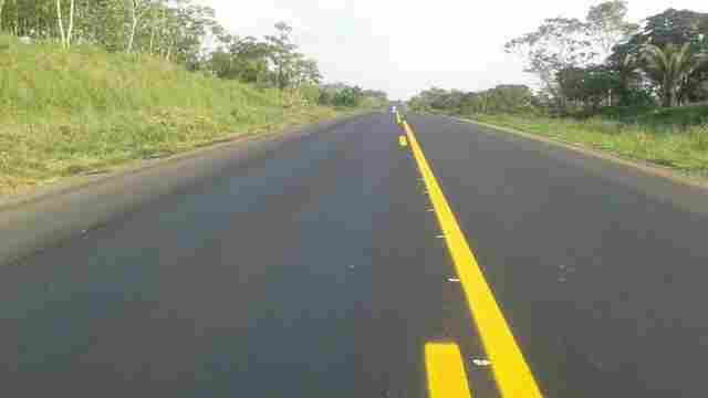 Recuperação da BR-364 entre Jaru e Ouro Preto em fase de conclusão; Mosquini elogia qualidade da obra