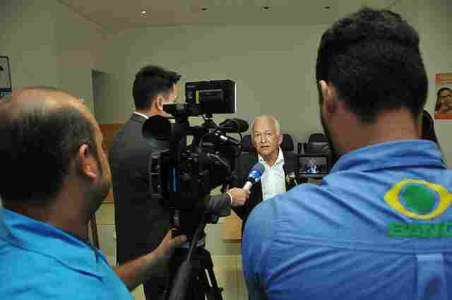 Seguindo decisão da Justiça, enfermeiros da Prefeitura não podem solicitar exames