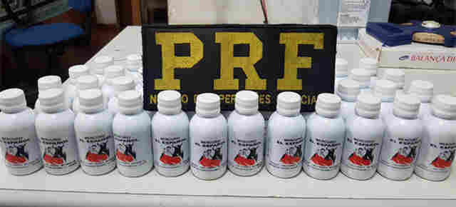 Caminhoneiro é flagrado transportando desodorante e mercúrio sem nota fiscal na BR-364