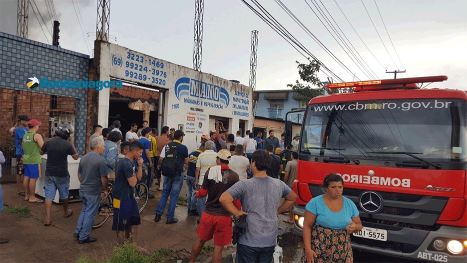 Bombeiros controlam incêndio na Avenida Amazonas, na Capital