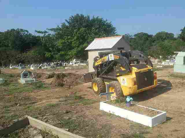 Semusb antecipa limpeza de cemitérios para visitação em Porto Velho