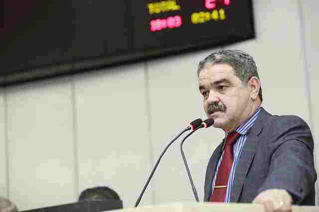 Aélcio da TV indica reforço policial ao distrito de Vila União