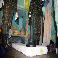 Forças armadas encontram celular, drogas e quase 800 objetos perfurantes em presídio de Ji-Paraná