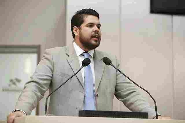 Jean Oliveira elogia Escola Rio Branco pela realização da VI Gincana Ecológica