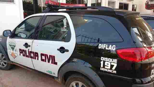 Cliente e funcionária de conveniência são detidas após briga, em Porto Velho