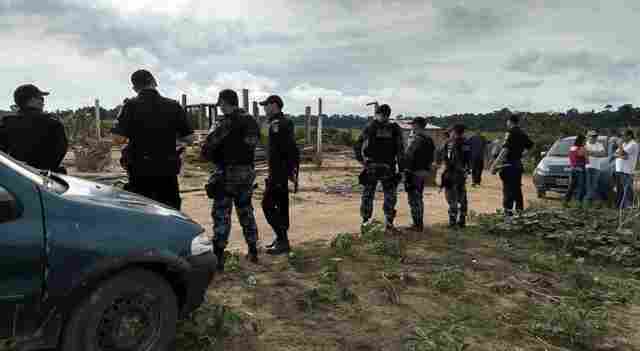 PM auxilia Justiça em reintegração de posse