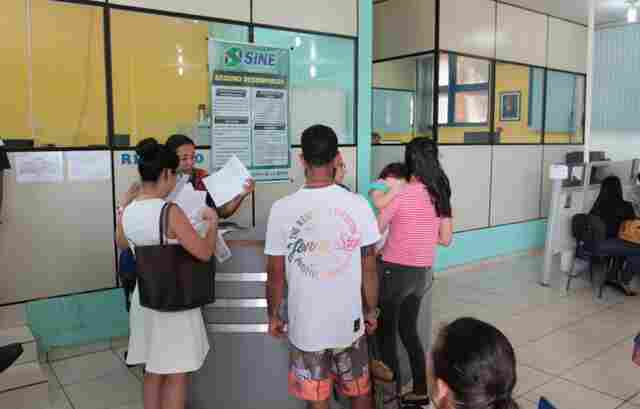 No equilíbrio entre admissões e demissões, Sine prevê cinco mil vagas temporárias em Rondônia