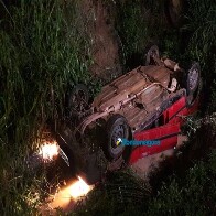 Carro cai em vala em Porto Velho e motorista é conduzido para delegacia por embriaguez