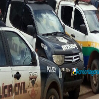 Bêbado, homem tenta dirigir carro da esposa e ela aciona a polícia