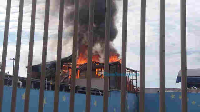Incêndio atinge residência no centro de Porto Velho; Vídeos