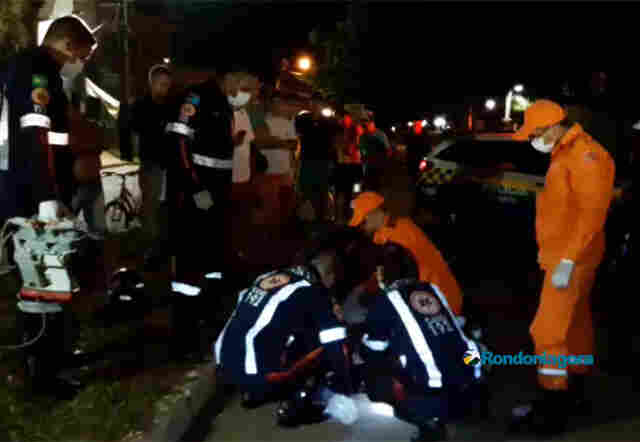 Jovem morre após perder controle de moto e bater contra árvore em Porto Velho