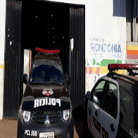 Homem agride a mãe e a esposa e ameaça irmã