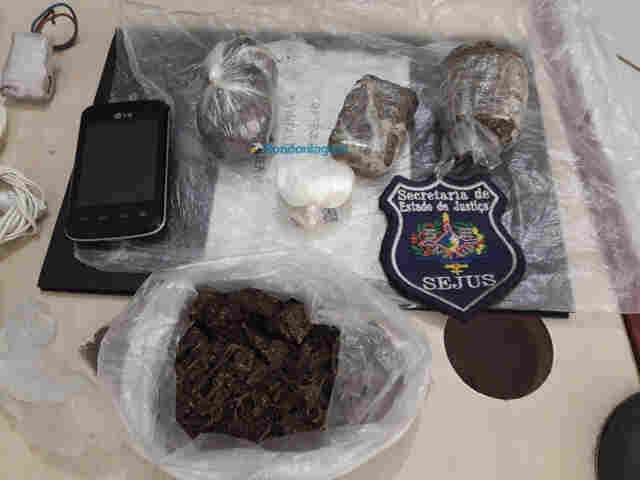 Detentos são flagrados com drogas e celular no Presídio Urso Panda em Porto Velho