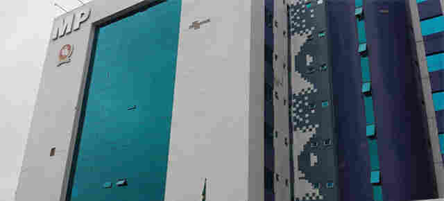 Mais de 1,3 mil pessoas estão matriculadas em cursos de graduação que entregam diplomas falsos em Rondônia, diz MP