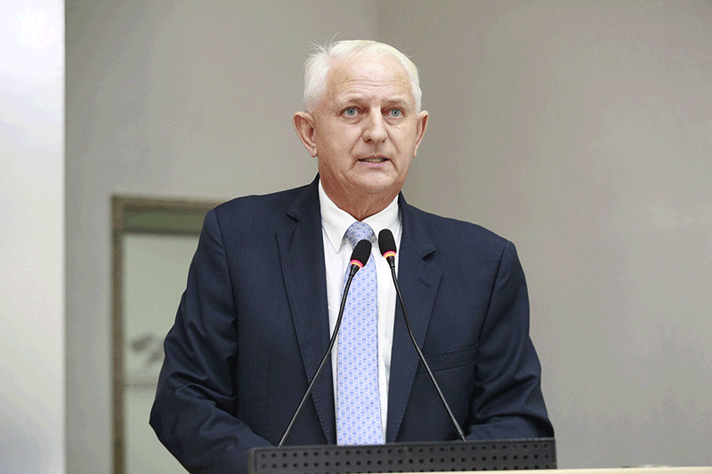 Deputado Airton Gurgacz destaca inauguração de auditório em Ji-Paraná