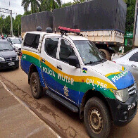 Dois adolescentes e um jovem são detidos por atirarem em via pública