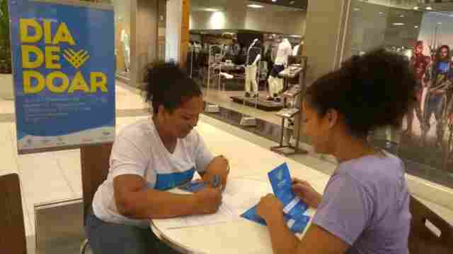 Hospital Santa Marcelina cadastra voluntários e participa da campanha Dia de Doar