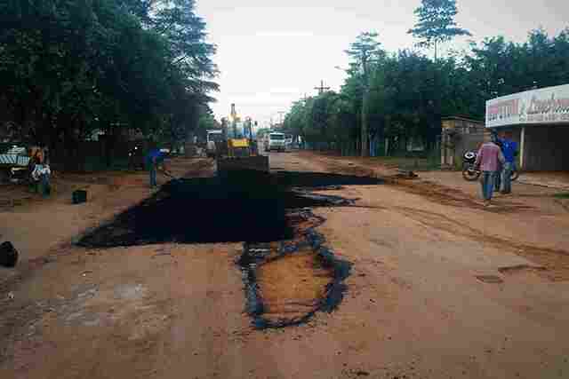 Prefeitura de Cujubim recupera ruas e avenidas com emenda do deputado Ezequiel Júnior