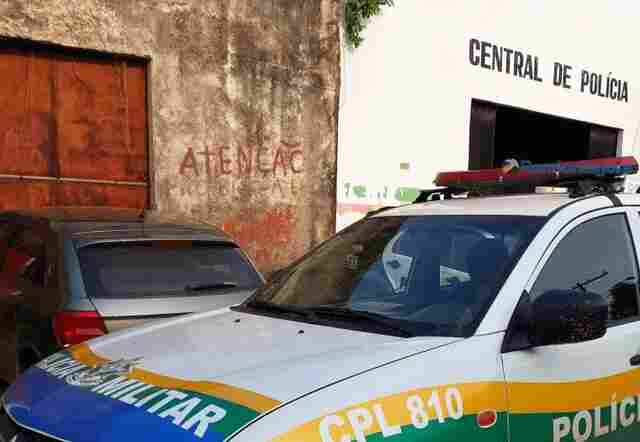 Dupla é presa escondida em telhado após furtar cantina de escola em Porto Velho