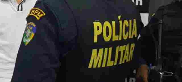 Homem é preso após destruir casa e carro da ex e ameaçá-la de morte; vítima também foi presa por estar foragida