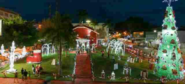 Casa do Papai Noel abre as portas e encanta Ji-Paraná