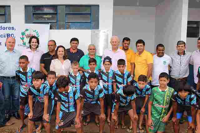 Airton participa de entrega de obras de emendas parlamentares em Médici