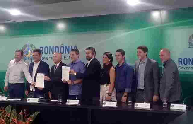 Termo de Compromisso é assinado para ampliação e modernização de aeroportos