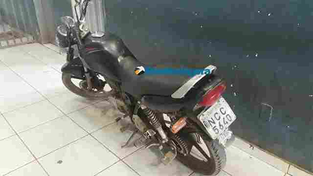 Dupla é presa fazendo compras com moto roubada em Porto Velho