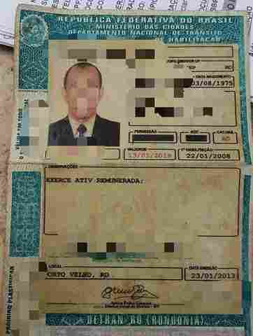 PRF flagra condutor com CNH falsa