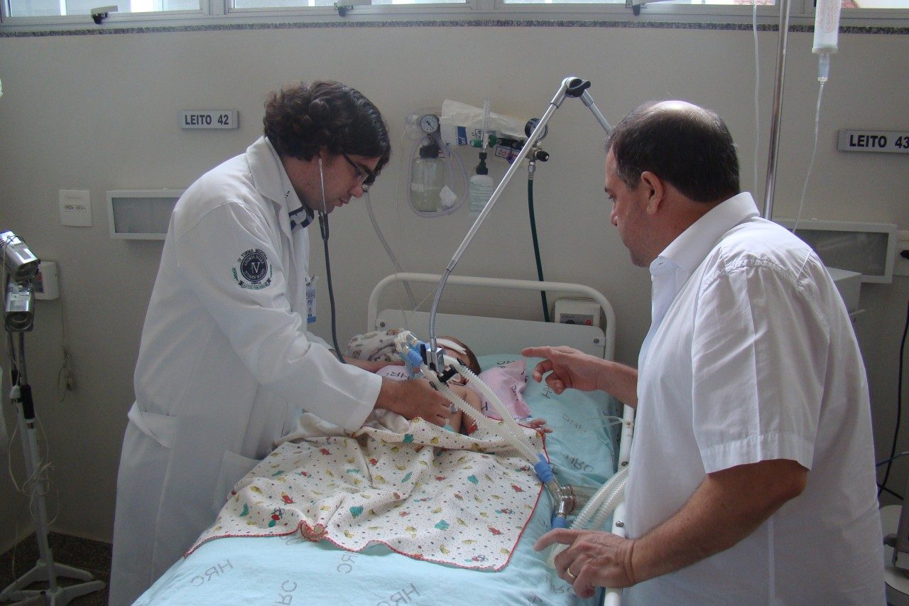 Hospital Regional de Cacoal lança editais para programas de residência médica