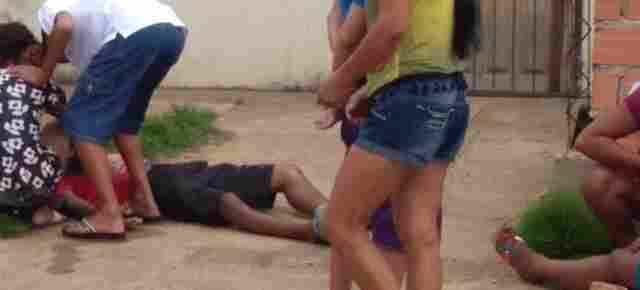 Apenado ataca homem a pauladas durante bebedeira em Porto Velho