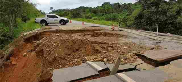 DNIT prevê para janeiro reparação total do local onde cratera foi aberta na BR- 425