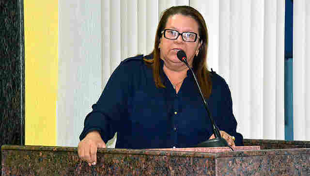 Mensagem de fim de ano da vereadora e presidente do Sindeprof, Ellis Regina