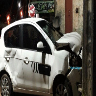 Colisão entre carros deixa três pessoas feridas em Porto Velho