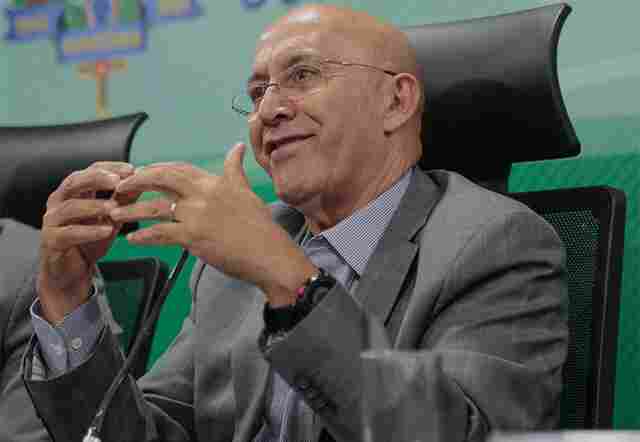 Todos os secretários e dirigentes de segundo escalão entregam os cargos ao governador Confúcio Moura