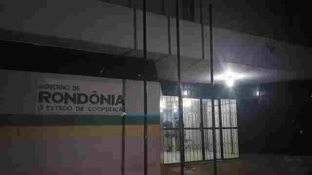 Jovem tenta matar o irmão com facão em Porto Velho