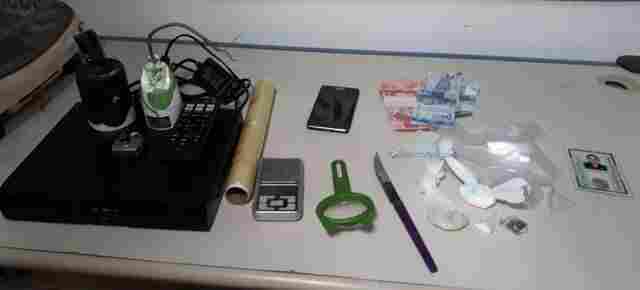 Mulher é presa vendendo drogas em casa na Zona Leste de Porto Velho