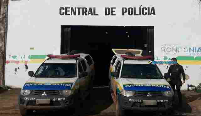 Apenado é detido após arrombar porta da casa da ex-esposa e ameaçá-la